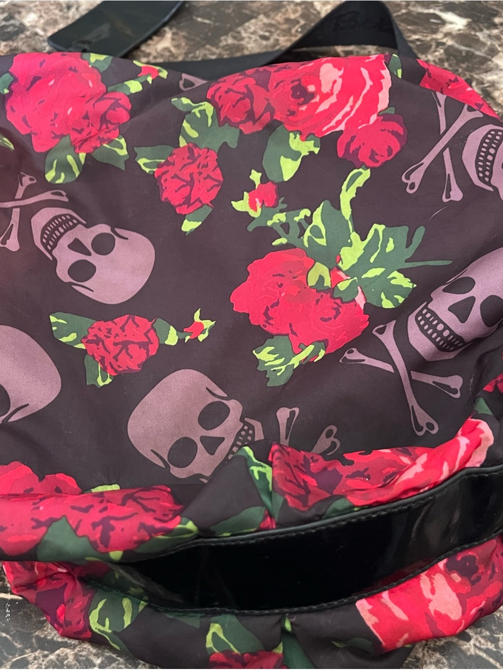 Betsey Johnson Black Shoulder Bag with Red Roses and Pink Skulls Betsyville - Picture 16 of 16